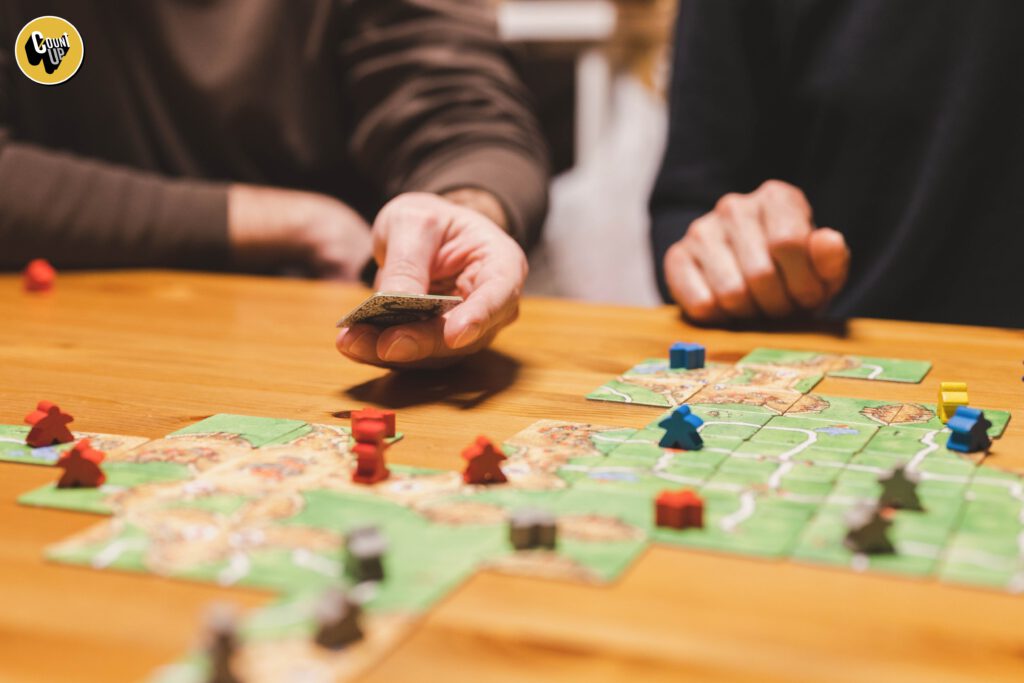 Let's get to know the board game together.